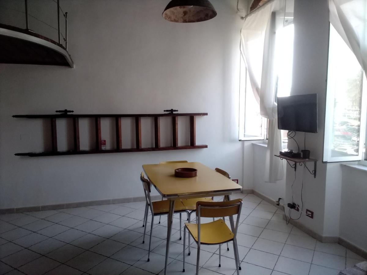 Casina Del Porto Villa Livorno Buitenkant foto