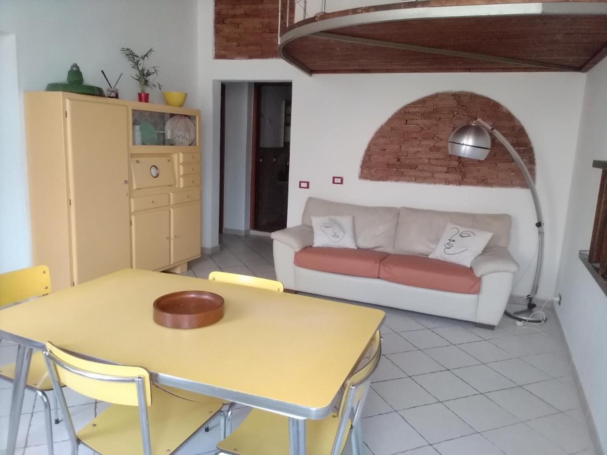 Casina Del Porto Villa Livorno Buitenkant foto
